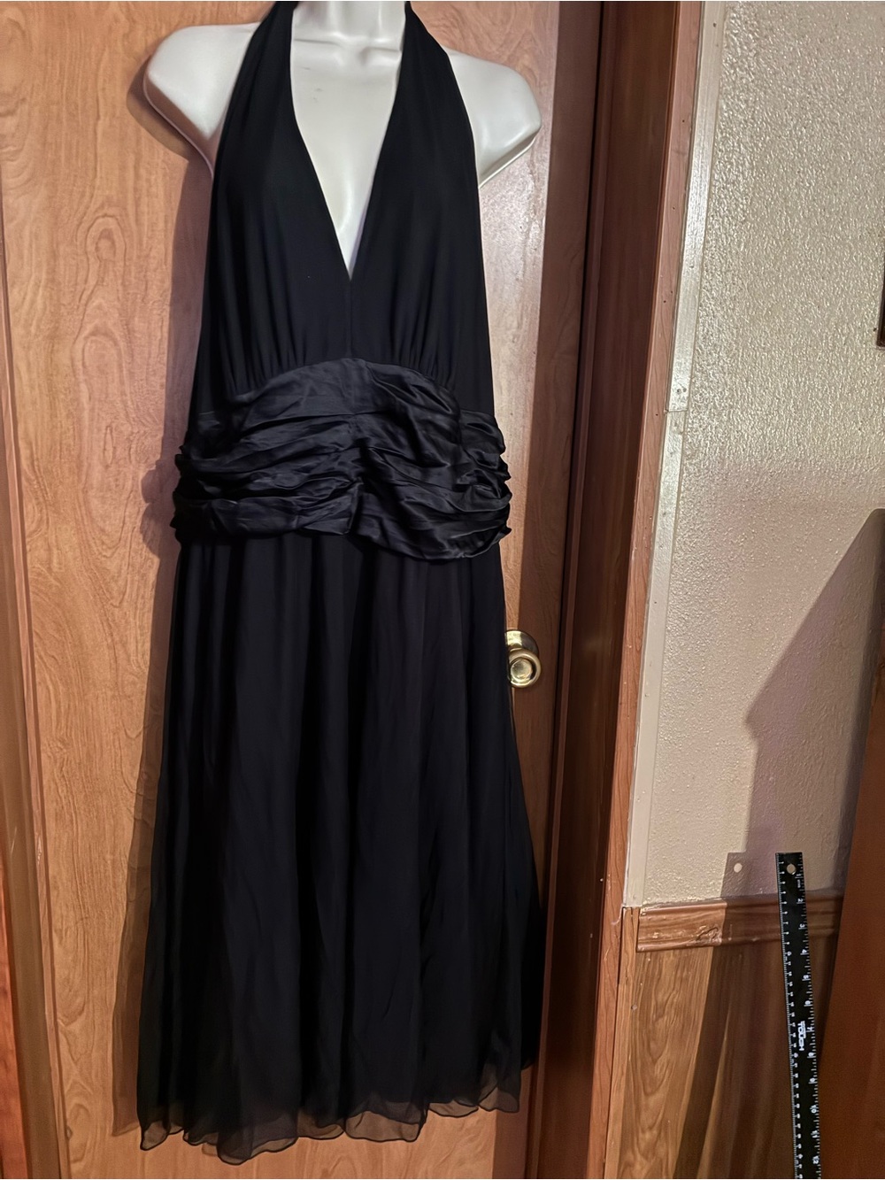 Elegant Black Halter Evening Dress - Ruched Waist Detail